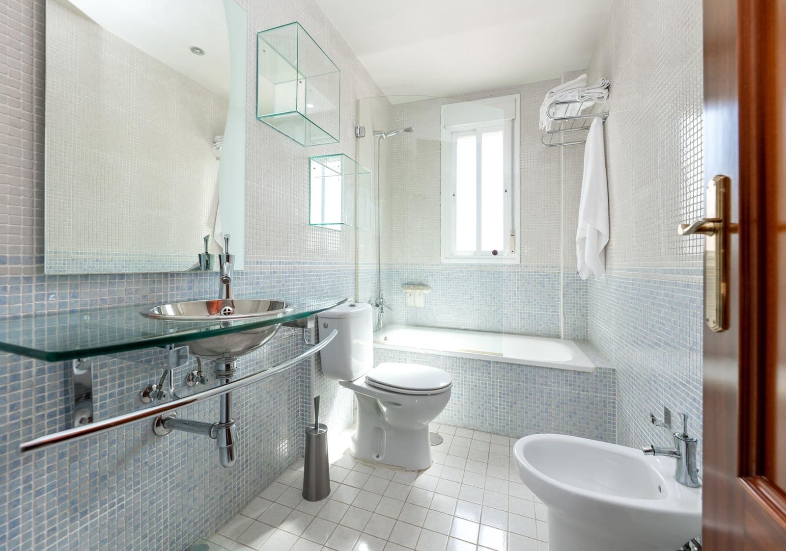 3 bedroom Villa for sale in Ogijares with garage - € 329,000 (Ref: 9711938)