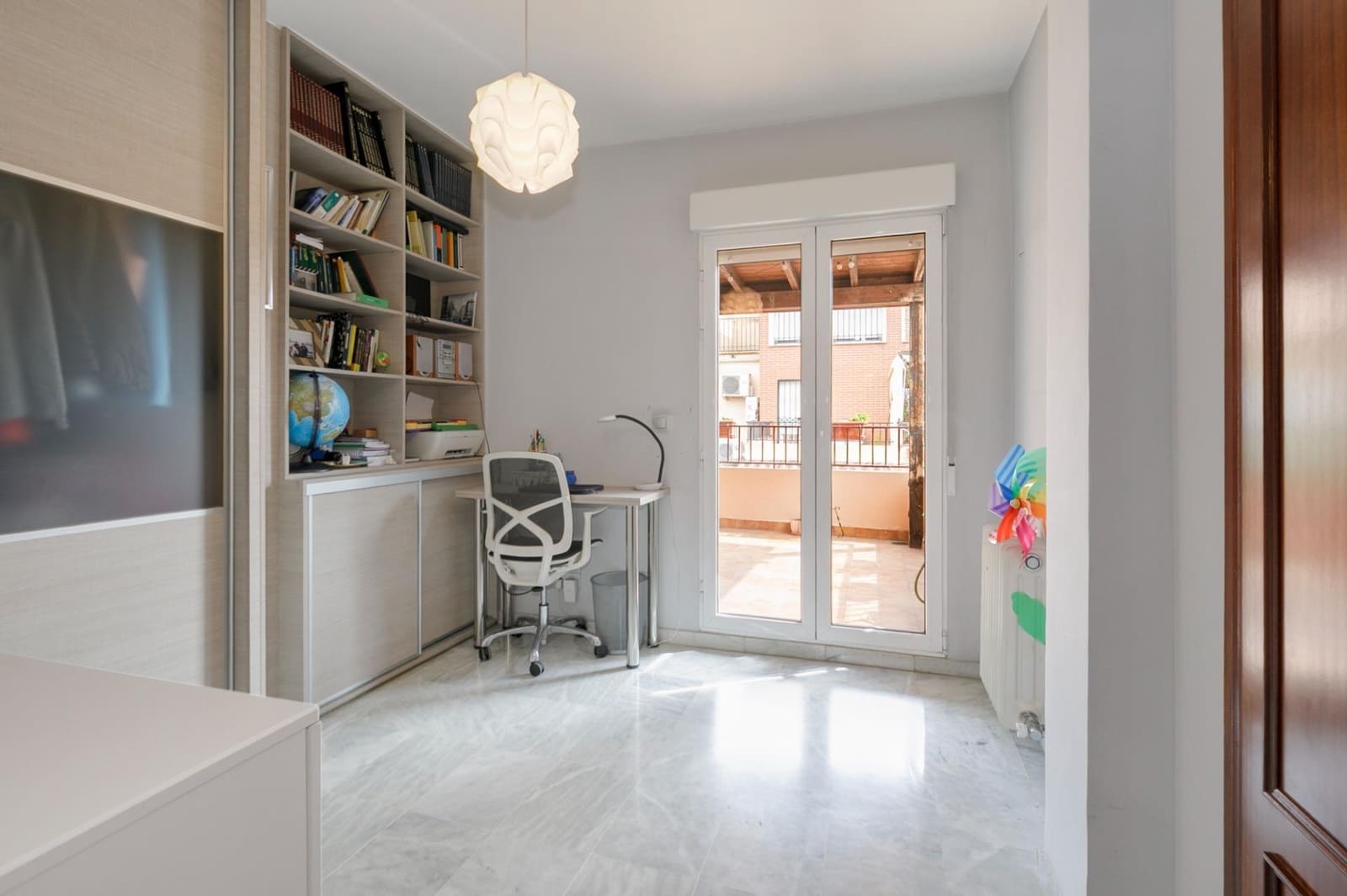 5 chambre Villa/Maison Mitoyenne à vendre à Grenade ville avec garage - 365 000 € (Ref: 9714893)