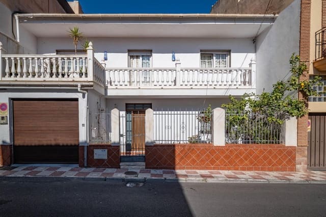 5 quarto Moradia para venda em Armilla com garagem - 329 900 € (Ref: 9714896)