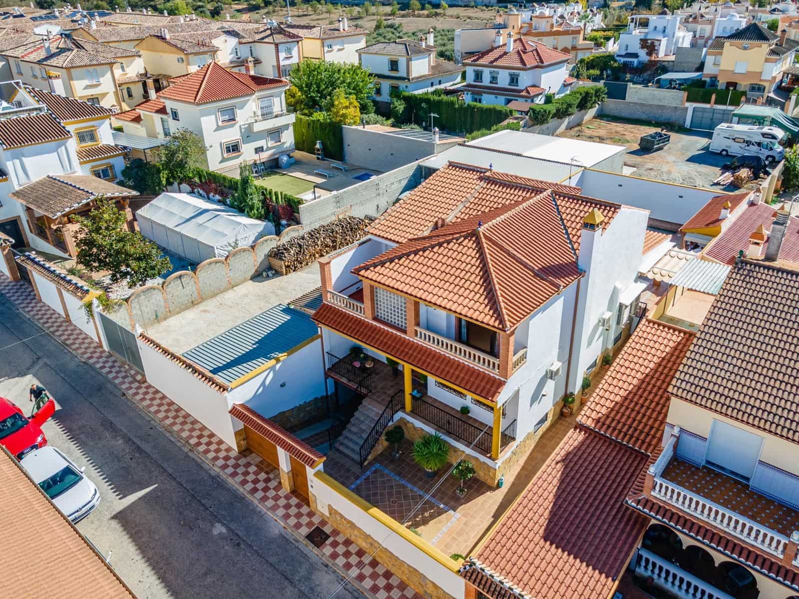 3 slaapkamer Villa te koop in Albolote met zwembad garage - € 455.000 (Ref: 9714897)