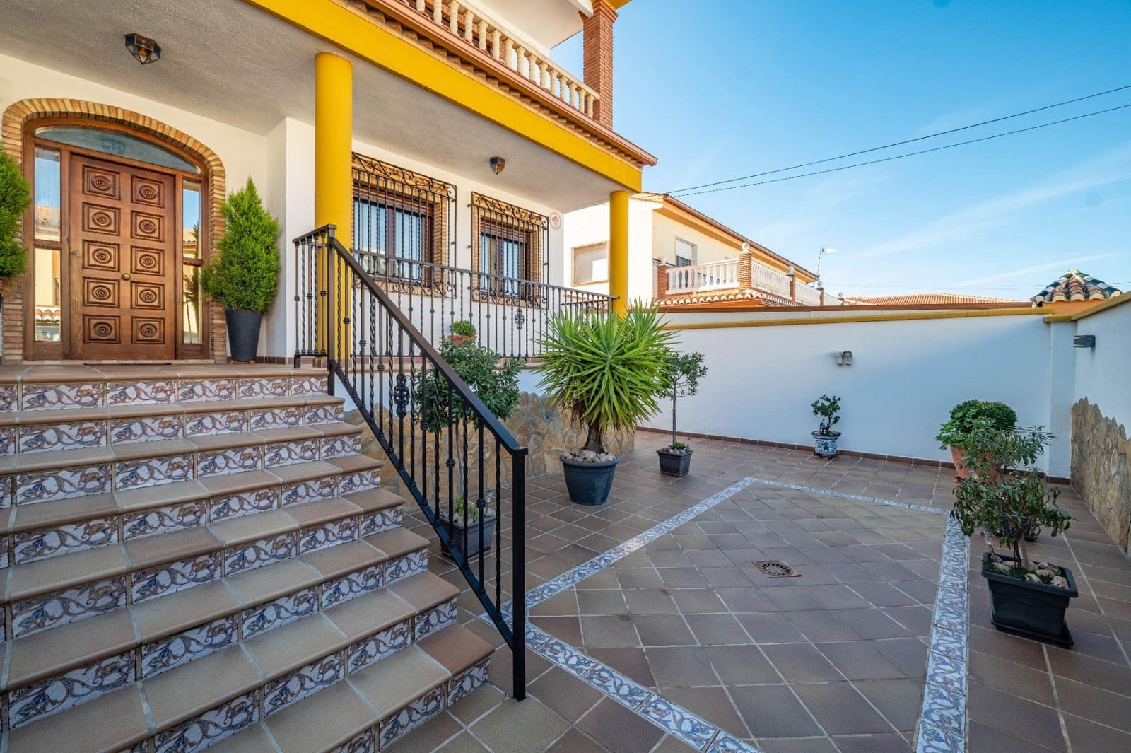 3 slaapkamer Villa te koop in Albolote met zwembad garage - € 455.000 (Ref: 9714897)