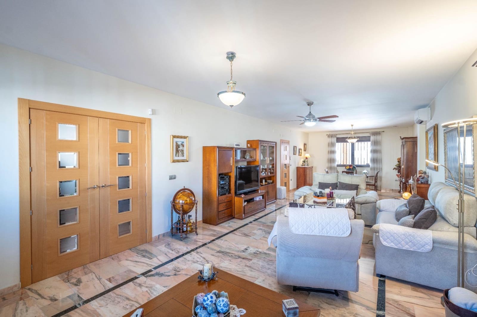 3 slaapkamer Villa te koop in Albolote met zwembad garage - € 455.000 (Ref: 9714897)