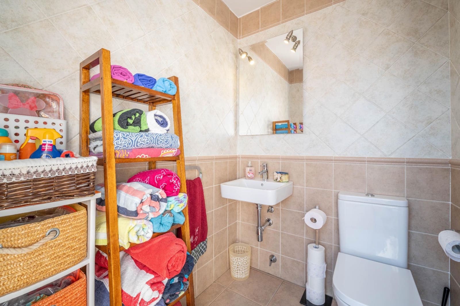 3 slaapkamer Villa te koop in Albolote met zwembad garage - € 455.000 (Ref: 9714897)