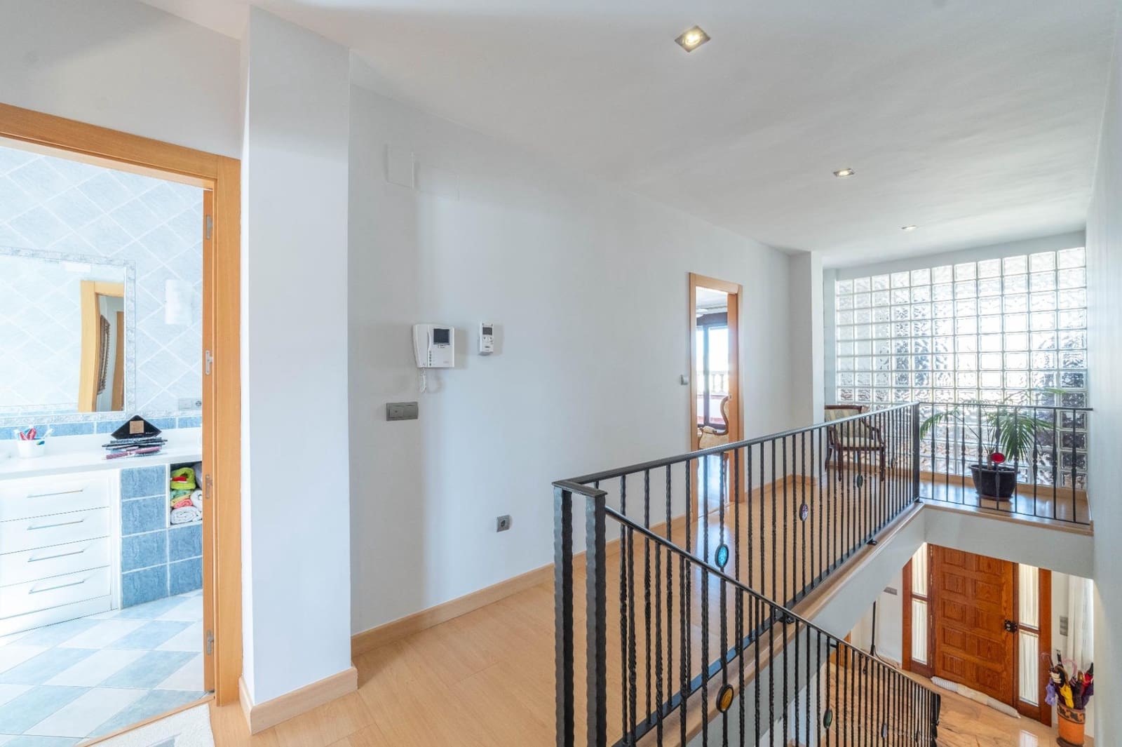 3 slaapkamer Villa te koop in Albolote met zwembad garage - € 455.000 (Ref: 9714897)