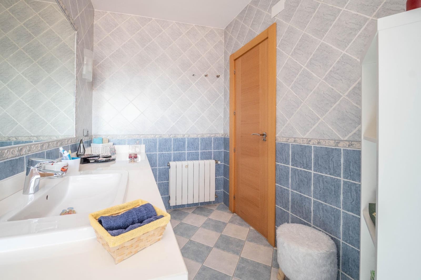 3 slaapkamer Villa te koop in Albolote met zwembad garage - € 455.000 (Ref: 9714897)