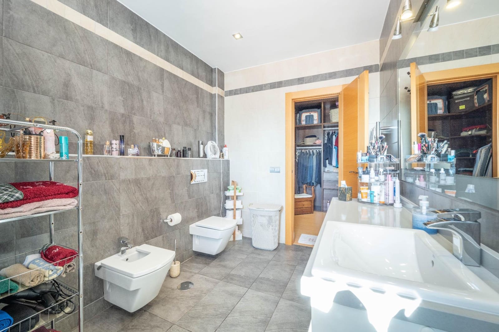 3 slaapkamer Villa te koop in Albolote met zwembad garage - € 455.000 (Ref: 9714897)