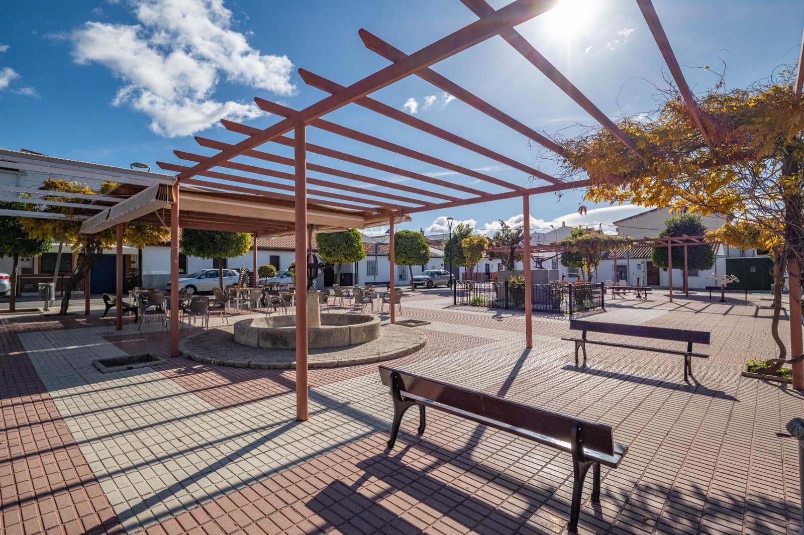 3 slaapkamer Villa te koop in Albolote met zwembad garage - € 455.000 (Ref: 9714897)