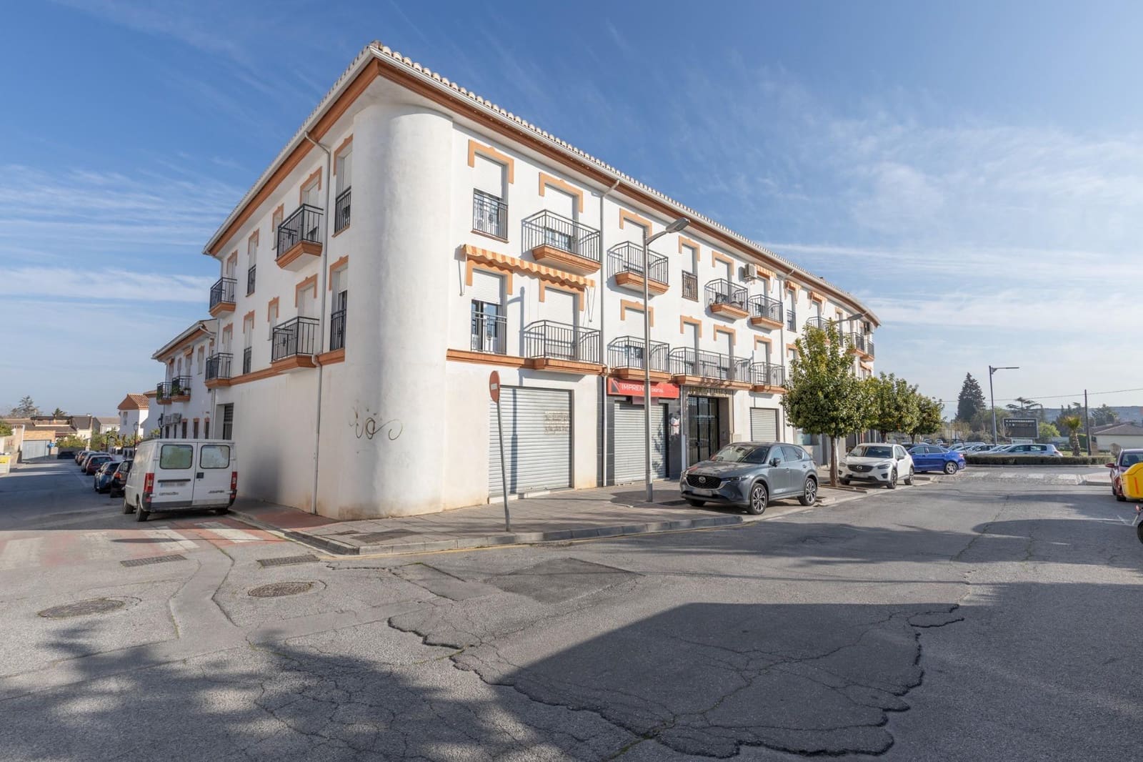 2 bedroom Flat for sale in Alhendin - € 165,000 (Ref: 9719882)