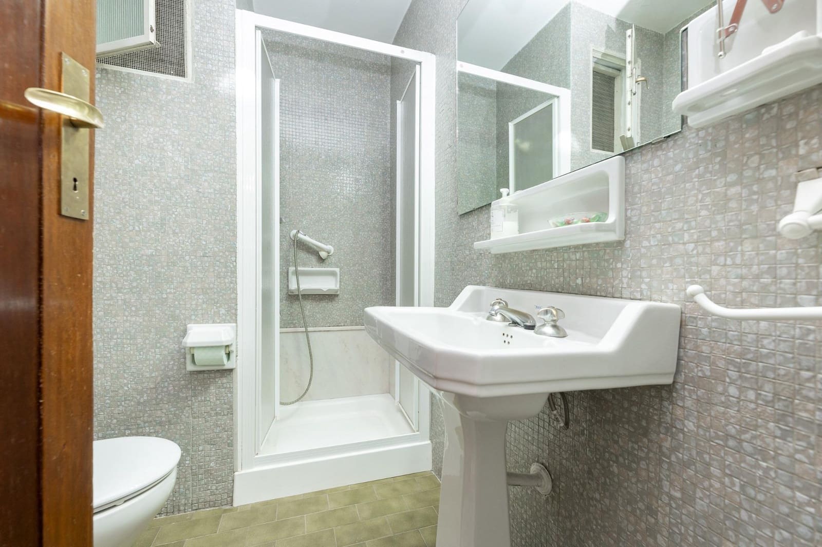 4 bedroom Flat for sale in Granada city - € 419,000 (Ref: 9719883)