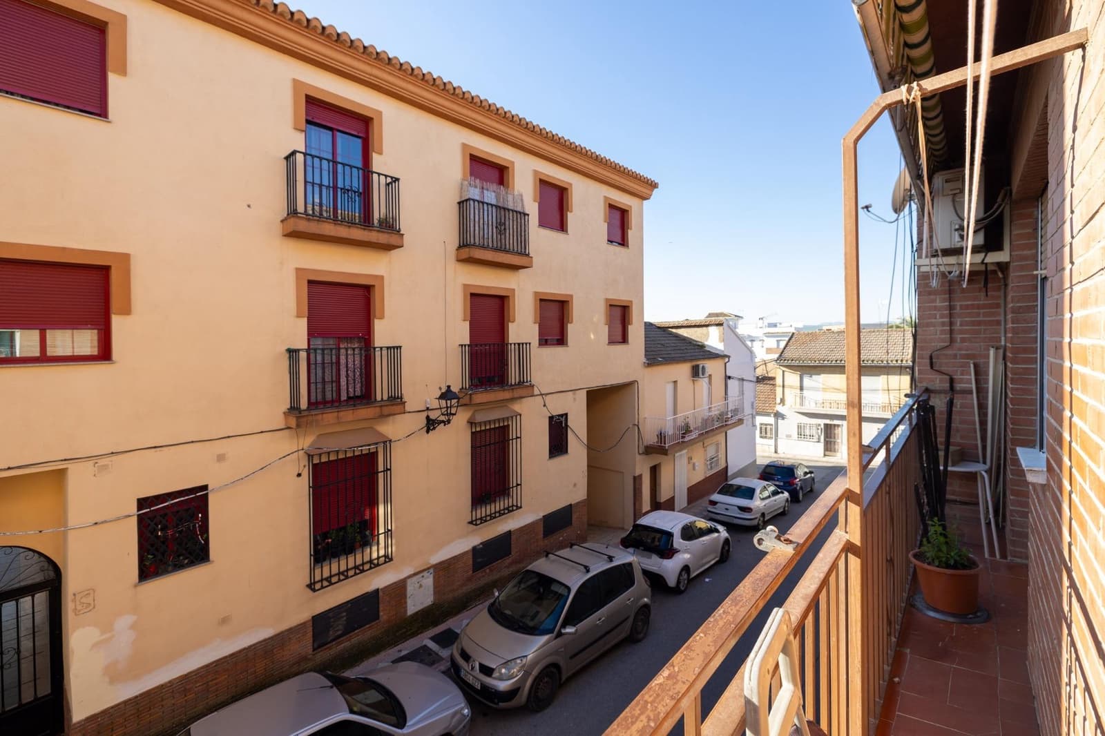 3 bedroom Flat for sale in Atarfe - € 95,000 (Ref: 9721660)