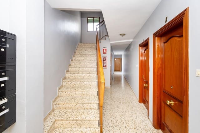 3 sovrum Lägenhet till salu i Atarfe - 95 000 € (Ref: 9721660)