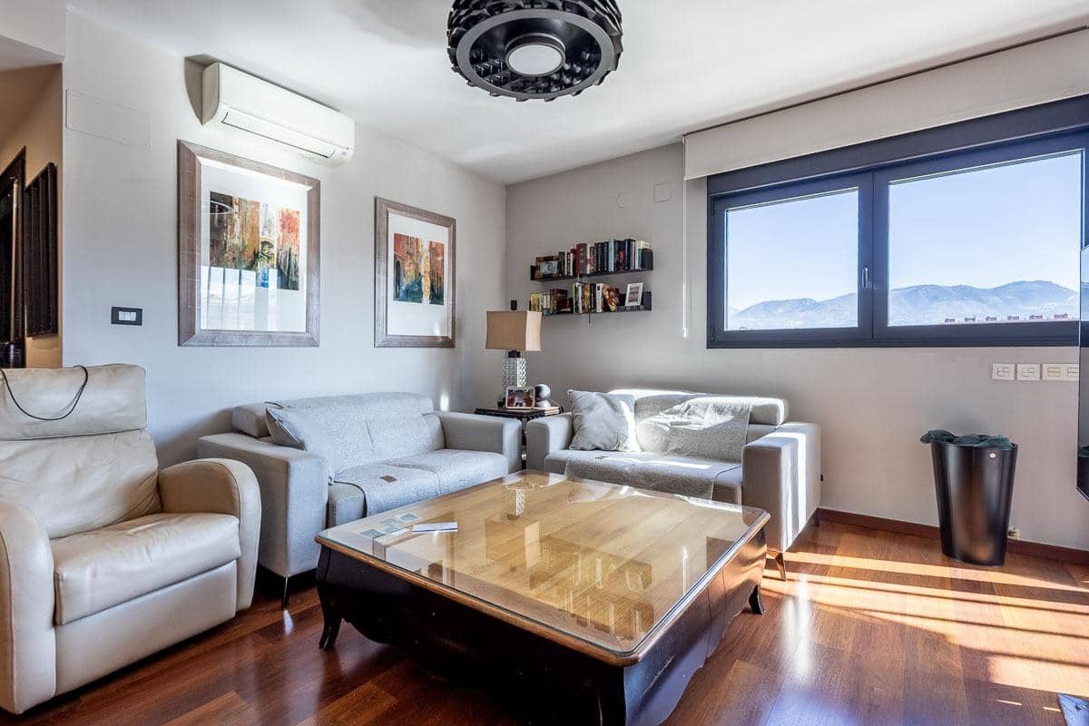 4 camera da letto Appartamento in vendita in Granada citta con piscina garage - 540.000 € (Rif: 9726618)