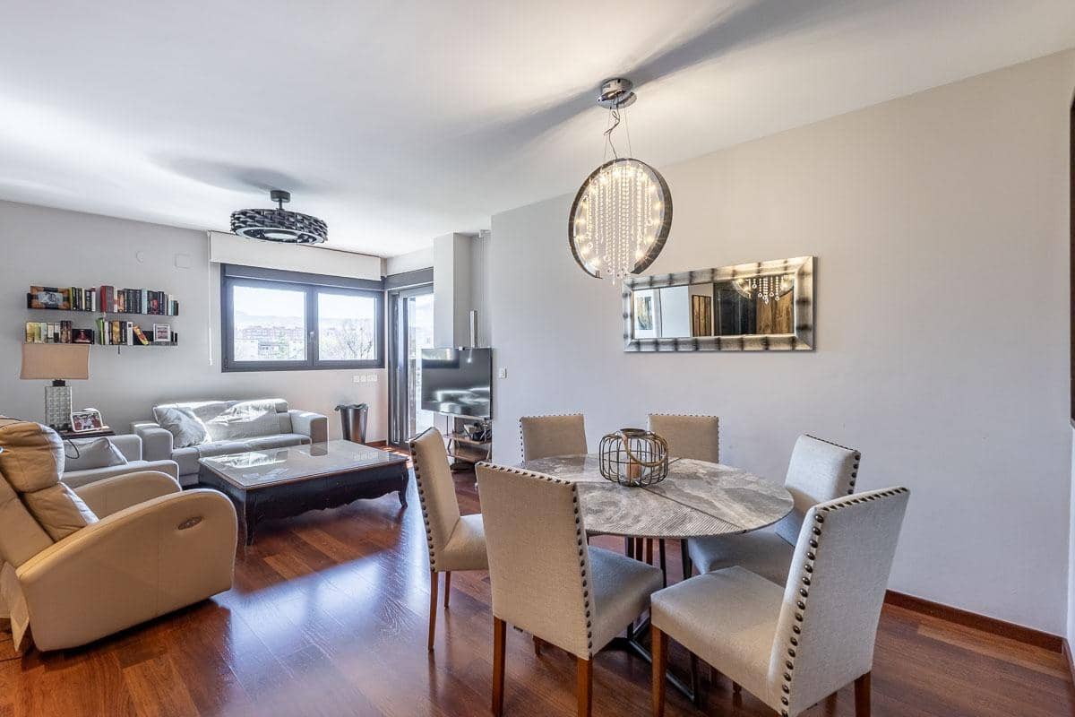 4 camera da letto Appartamento in vendita in Granada citta con piscina garage - 540.000 € (Rif: 9726618)