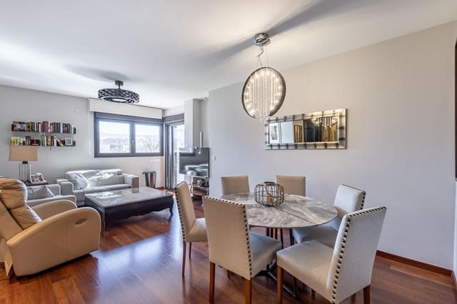 4 camera da letto Appartamento in vendita in Granada città con piscina garage - 540.000 € (Rif: 9726618)