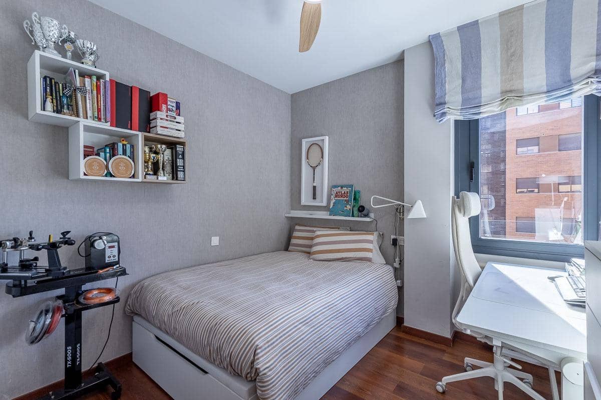 4 camera da letto Appartamento in vendita in Granada citta con piscina garage - 540.000 € (Rif: 9726618)