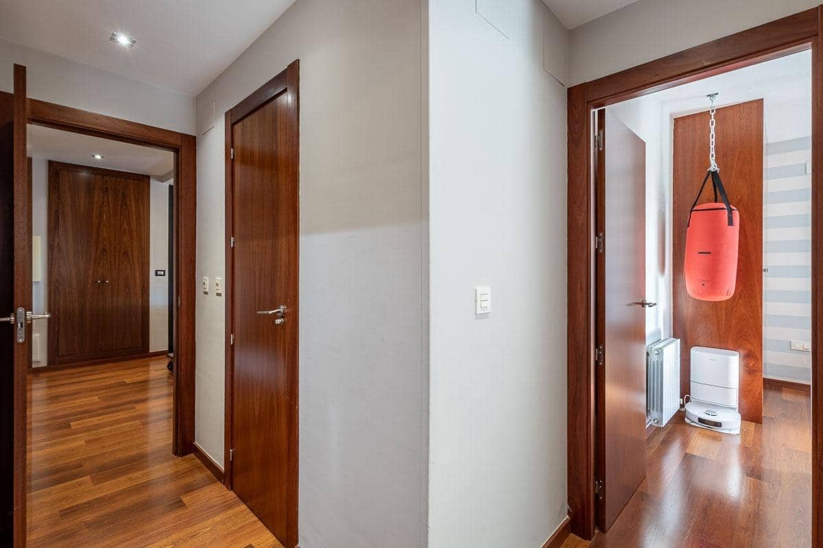 4 camera da letto Appartamento in vendita in Granada citta con piscina garage - 540.000 € (Rif: 9726618)