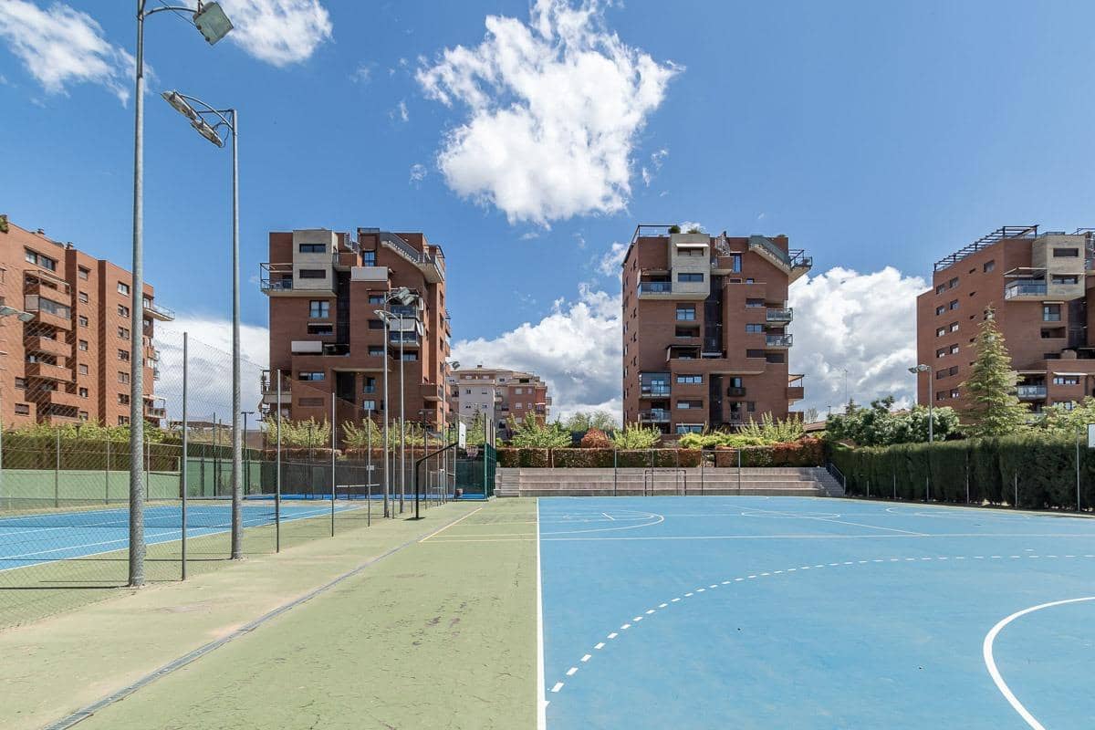 4 camera da letto Appartamento in vendita in Granada citta con piscina garage - 540.000 € (Rif: 9726618)