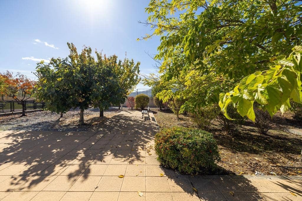 3 bedroom Flat for sale in Atarfe with pool garage - € 199,500 (Ref: 9726619)