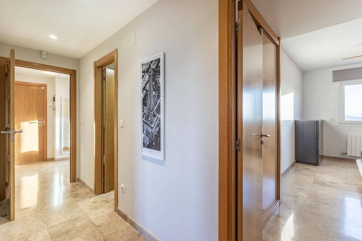 3 bedroom Flat for sale in Atarfe with pool garage - € 199,500 (Ref: 9726619)