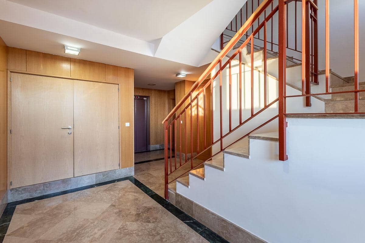 3 bedroom Flat for sale in Atarfe with pool garage - € 199,500 (Ref: 9726619)