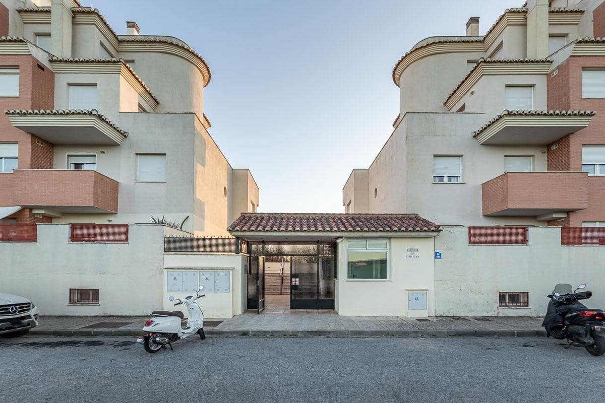 3 bedroom Flat for sale in Atarfe with pool garage - € 199,500 (Ref: 9726619)