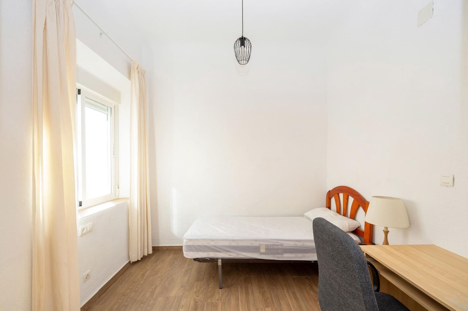 3 bedroom Flat for sale in Granada city - € 235,000 (Ref: 9732065)