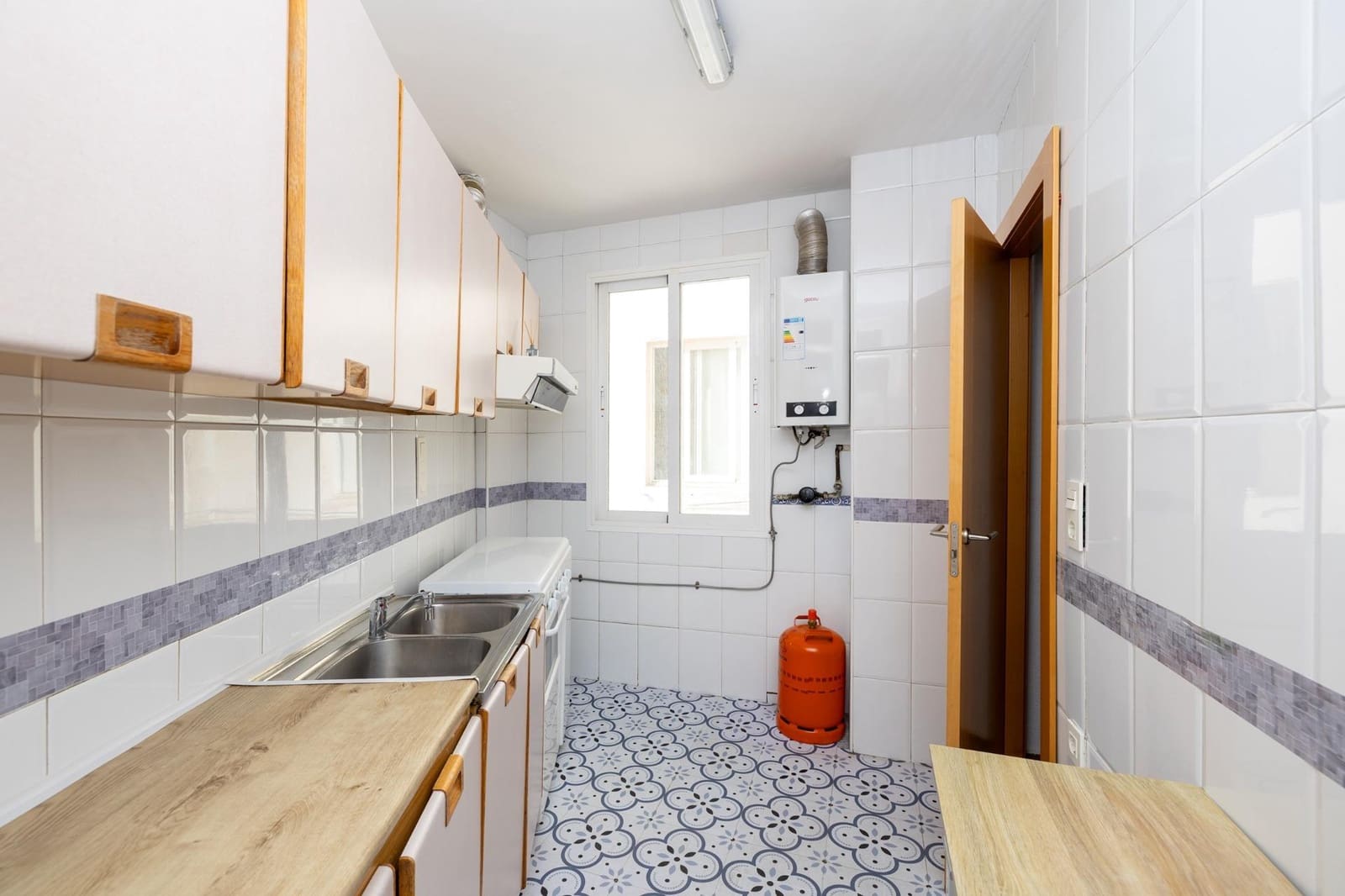 3 bedroom Flat for sale in Granada city - € 235,000 (Ref: 9732065)