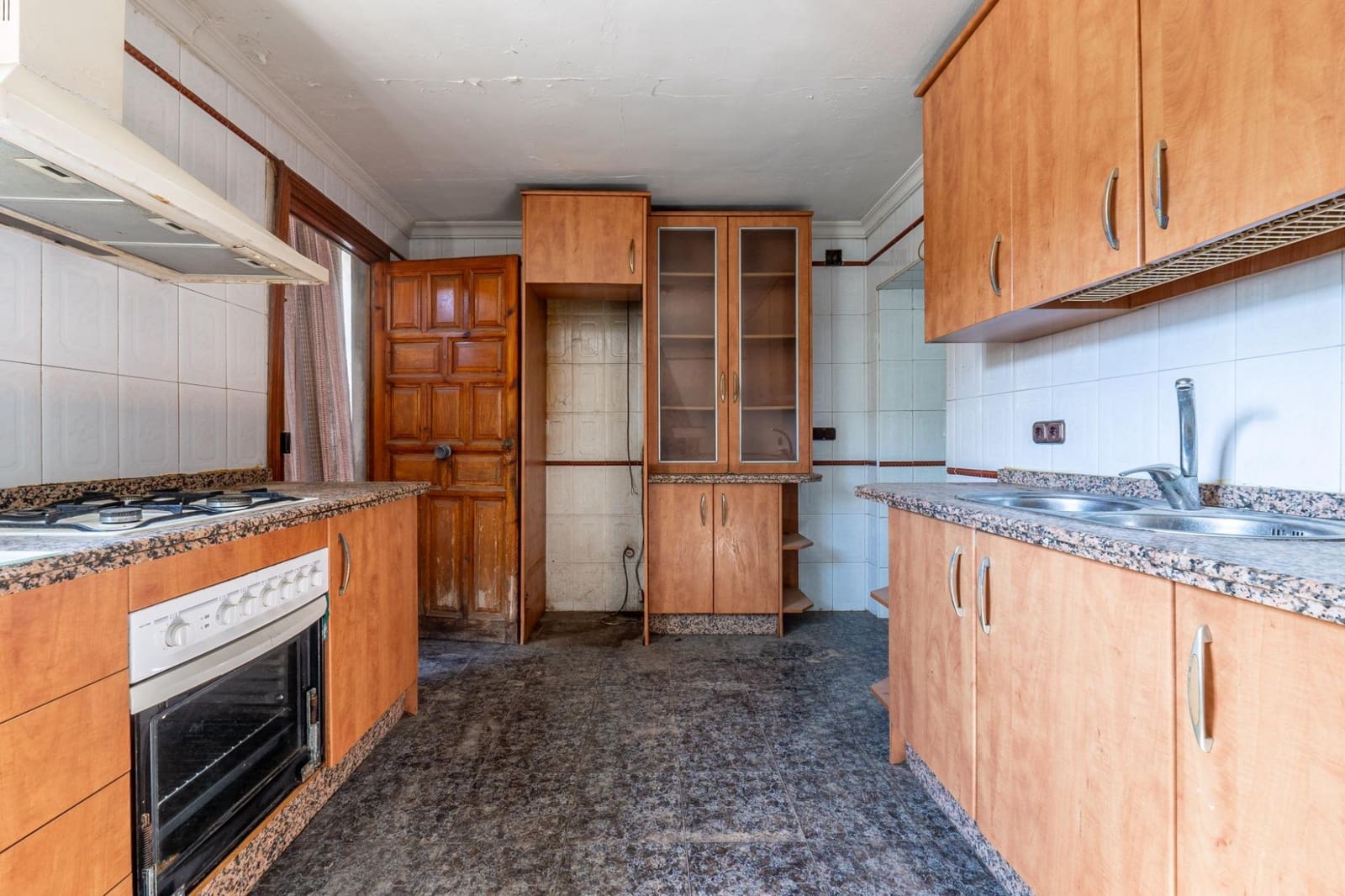 4 slaapkamer Huis te koop in Albolote - € 230.000 (Ref: 9732071)