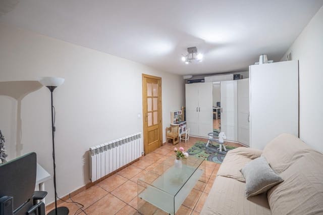 4 chambre Maison de Ville à vendre à Víznar avec piscine garage - 214 900 € (Ref: 9733860)
