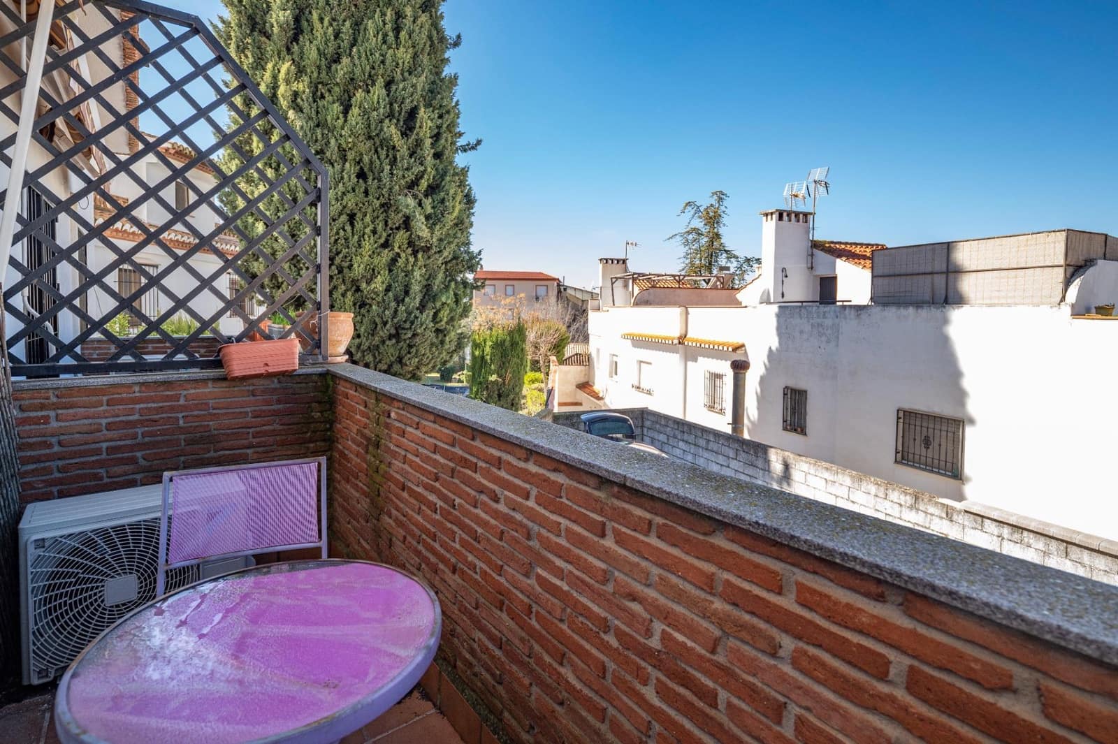 4 slaapkamer Huis te koop in Viznar met zwembad garage - € 214.900 (Ref: 9733860)