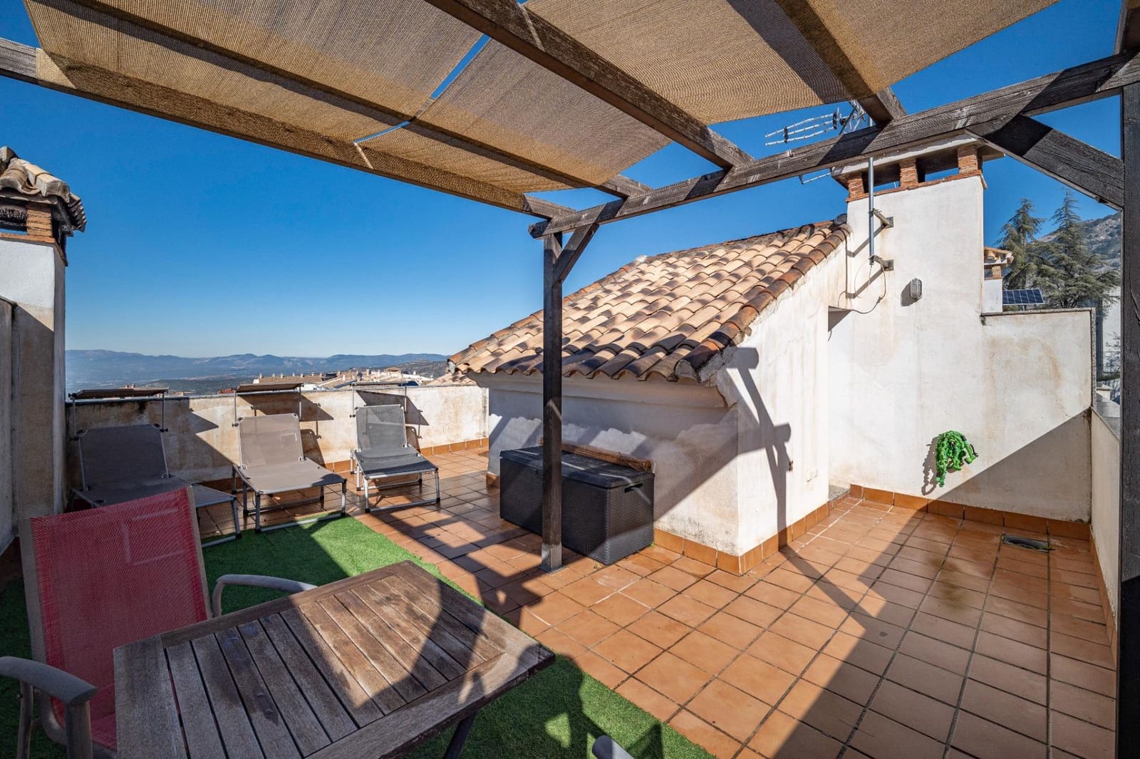 4 slaapkamer Huis te koop in Viznar met zwembad garage - € 214.900 (Ref: 9733860)