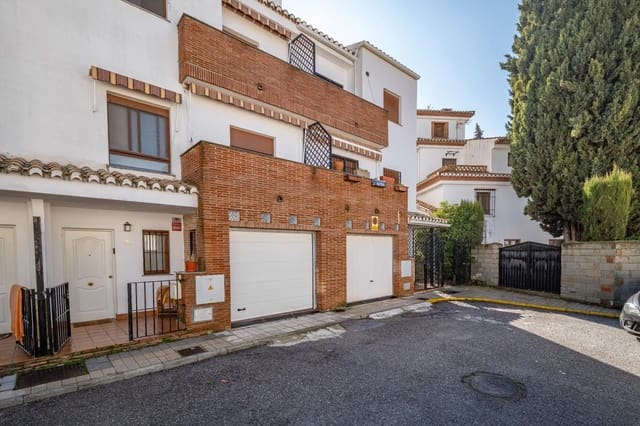 4 chambre Maison de Ville à vendre à Víznar avec piscine garage - 214 900 € (Ref: 9733860)