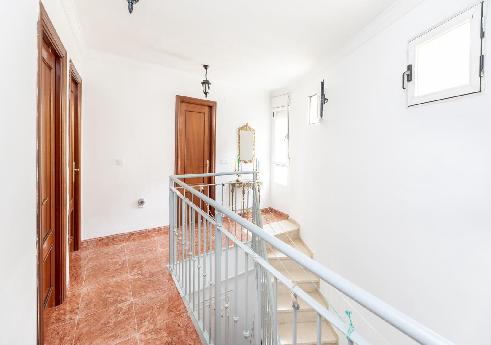 3 bedroom Terraced Villa for sale in Cenes de la Vega with garage - € 215,000 (Ref: 9735551)