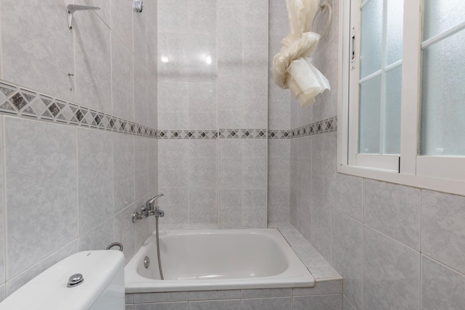 3 bedroom Terraced Villa for sale in Maracena with garage - € 279,900 (Ref: 9735552)