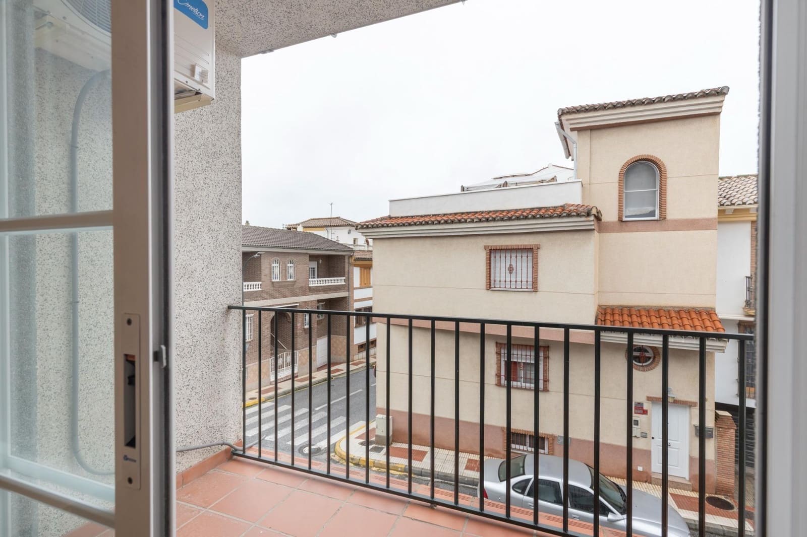 3 bedroom Terraced Villa for sale in Maracena with garage - € 279,900 (Ref: 9735552)