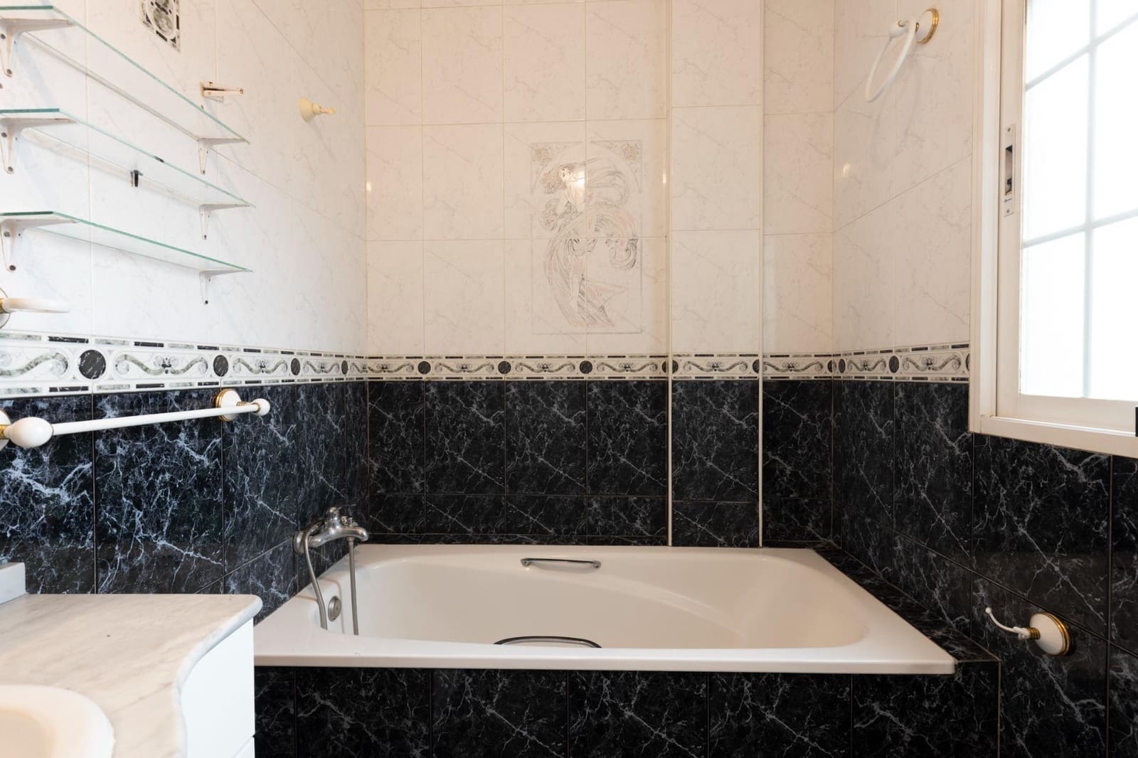 3 bedroom Terraced Villa for sale in Maracena with garage - € 279,900 (Ref: 9735552)