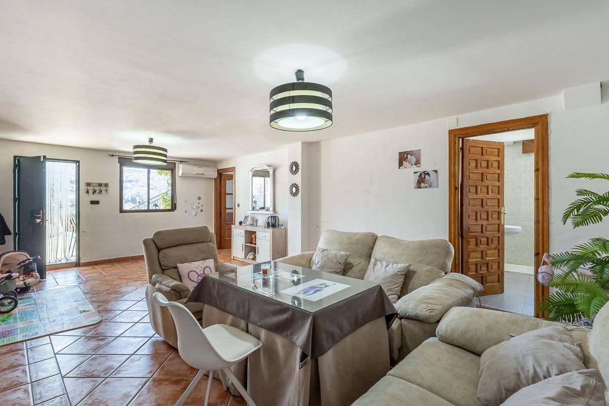 Chalet de 4 habitaciones en Monachil en venta con garaje - 315.000 € (Ref: 9738530)