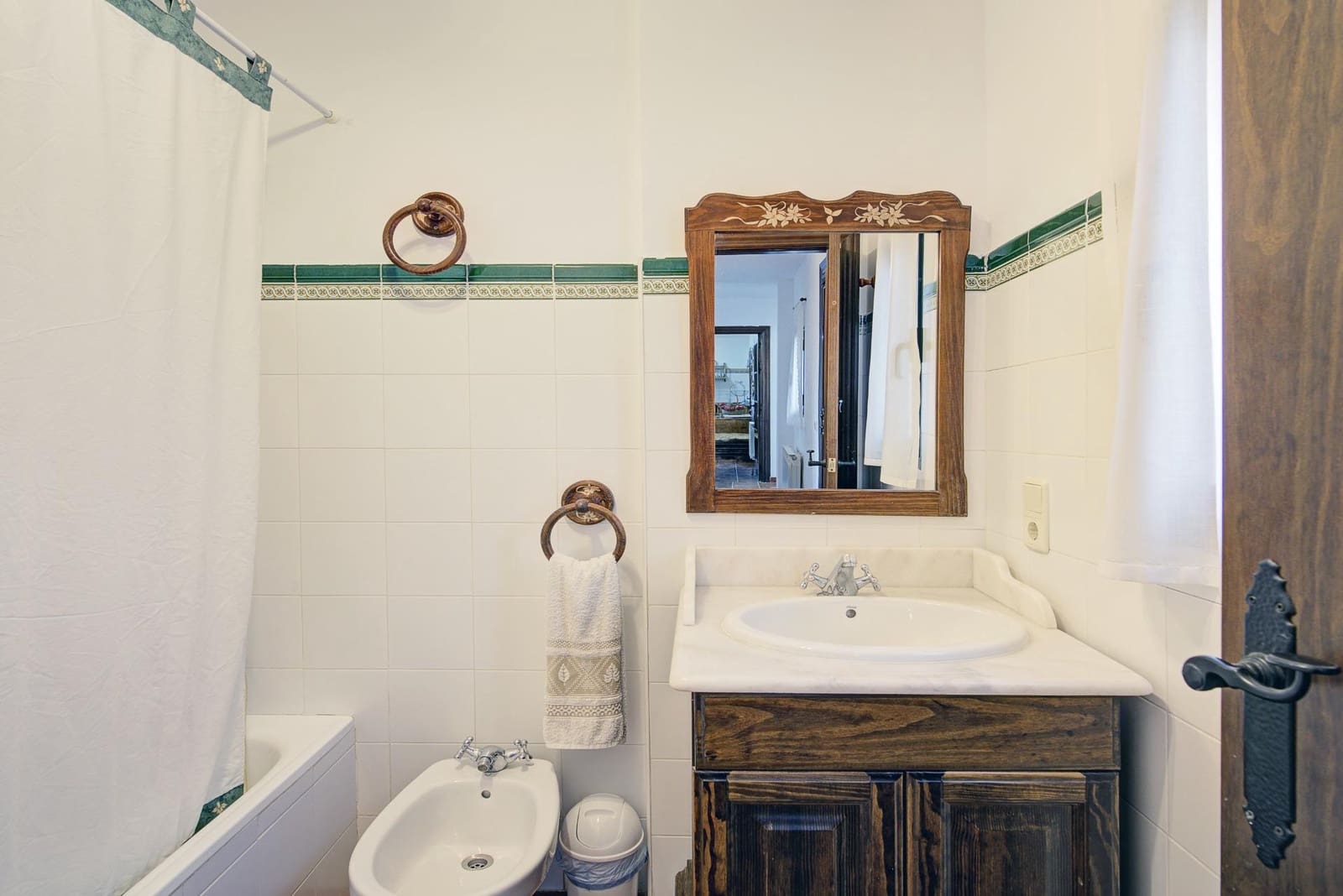 Finca/Casa Rural de 4 habitaciones en Granada ciudad en venta con garaje - 599.900 € (Ref: 9743107)