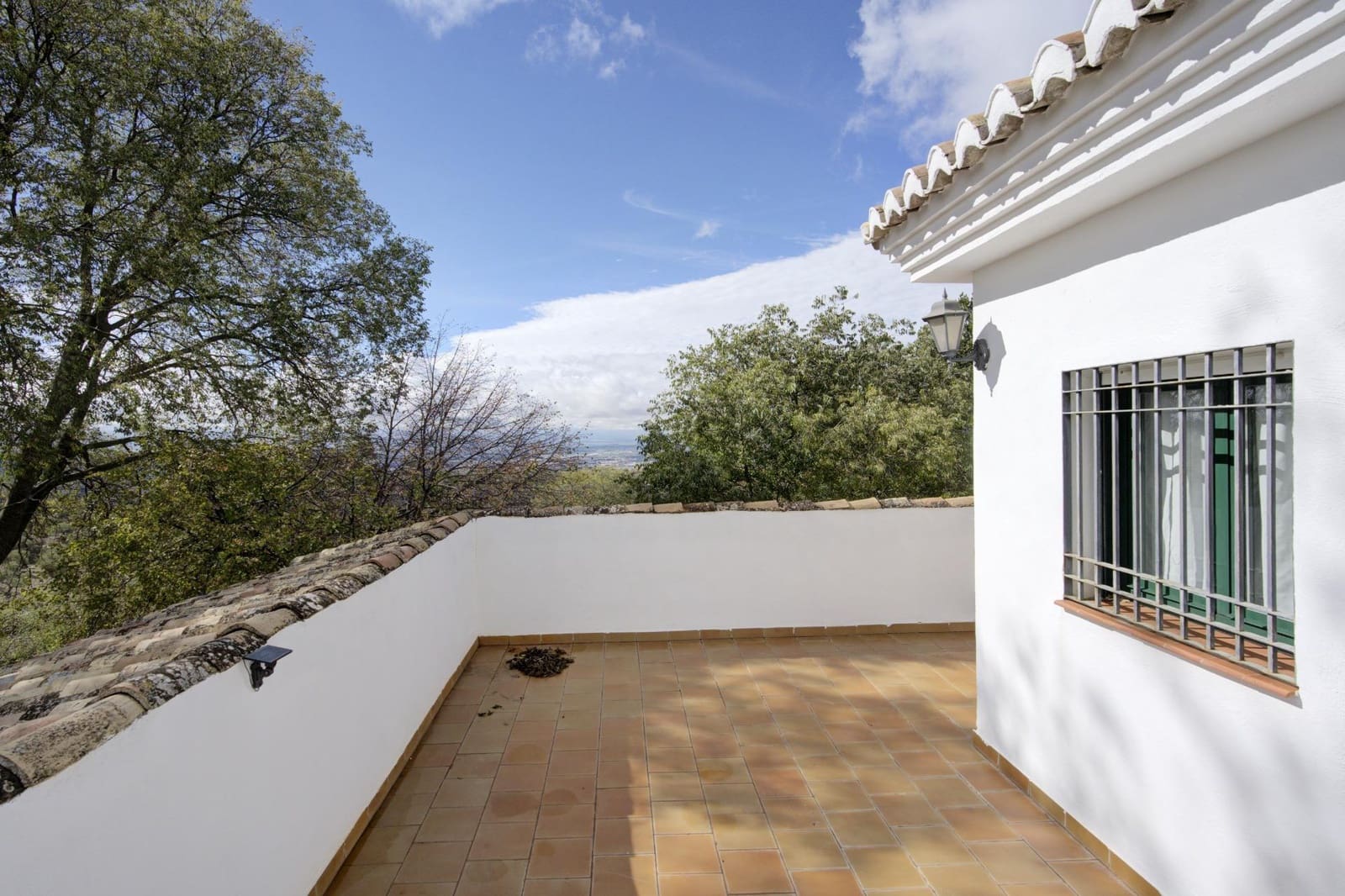 Finca/Casa Rural de 4 habitaciones en Granada ciudad en venta con garaje - 599.900 € (Ref: 9743107)