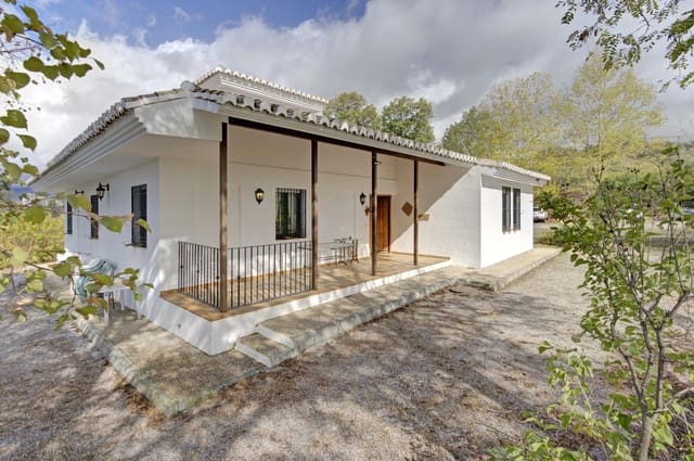 Finca/Casa Rural de 4 habitaciones en Granada ciudad en venta con garaje - 599.900 € (Ref: 9743107)