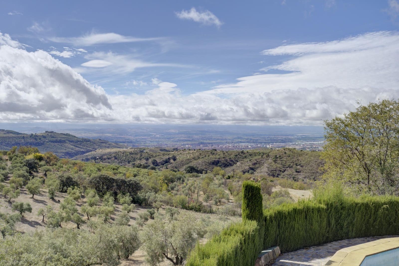 Finca/Casa Rural de 4 habitaciones en Granada ciudad en venta con garaje - 599.900 € (Ref: 9743107)