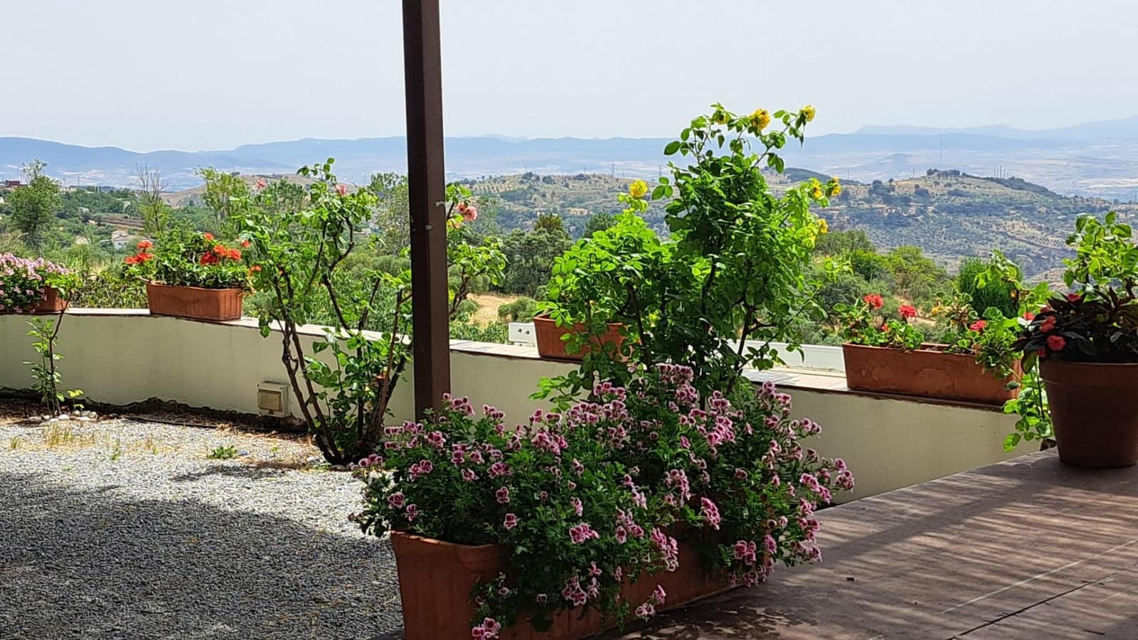 Finca/Casa Rural de 4 habitaciones en Granada ciudad en venta con garaje - 599.900 € (Ref: 9743107)