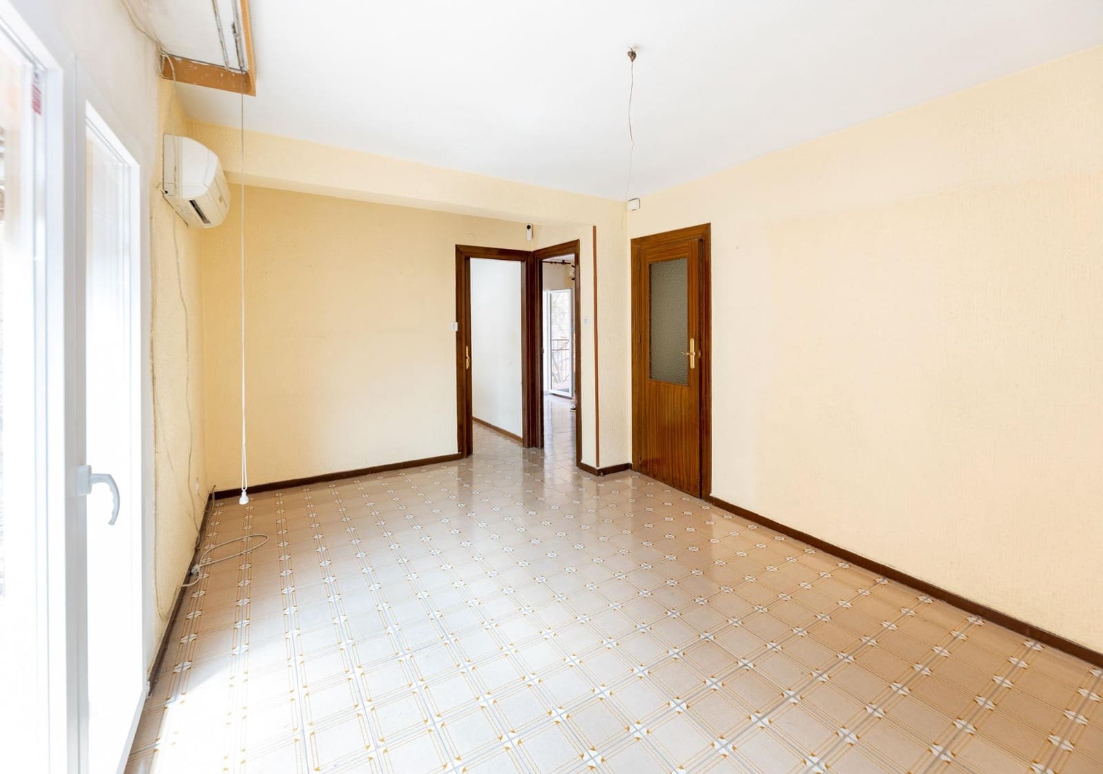 3 sovrum Lägenhet till salu i Granada stad - 165 000 € (Ref: 9747873)