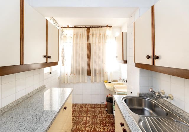 3 sovrum Lägenhet till salu i Zaidin, Granada stad - 165 000 € (Ref: 9747873)