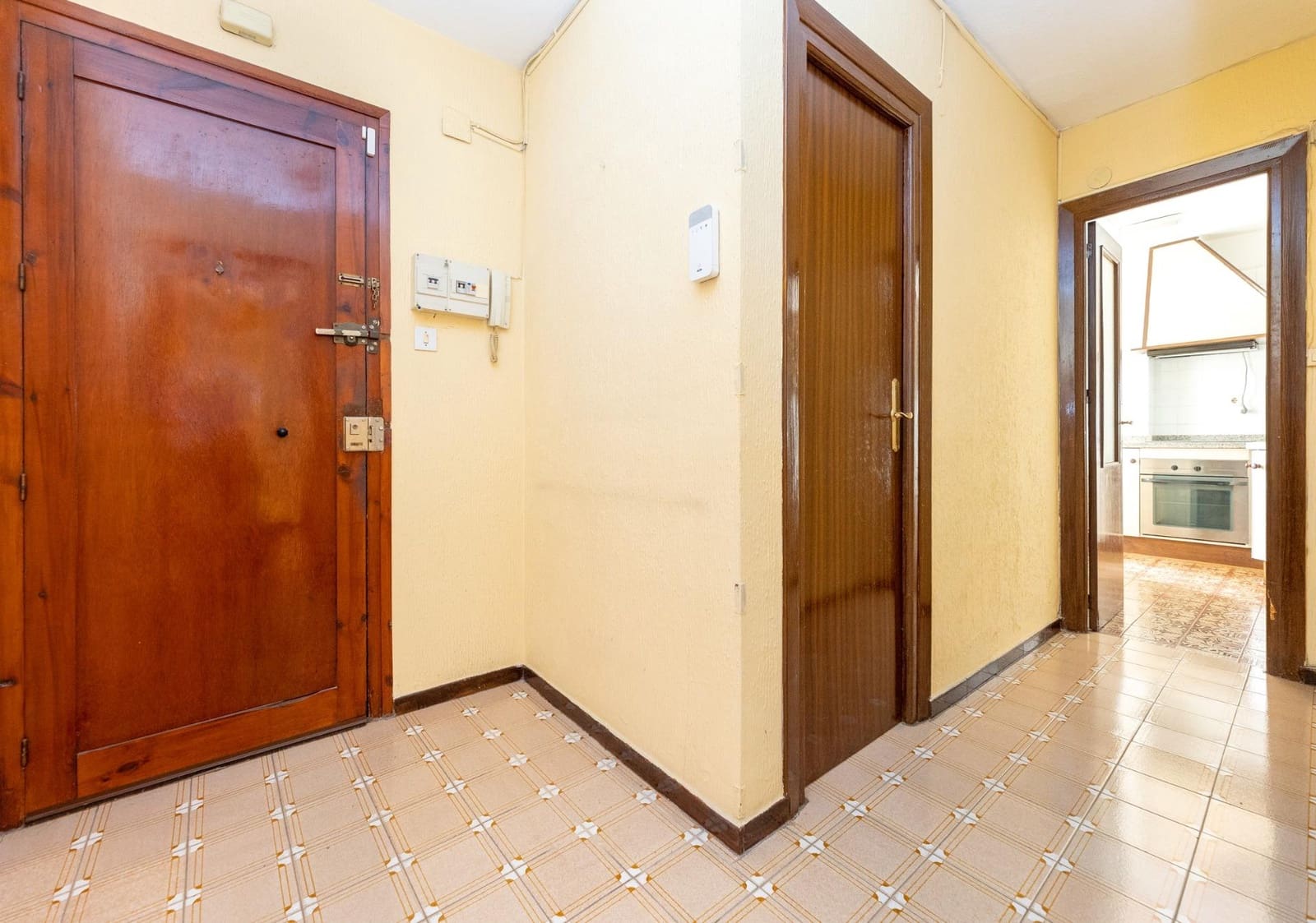 3 sovrum Lägenhet till salu i Granada stad - 165 000 € (Ref: 9747873)