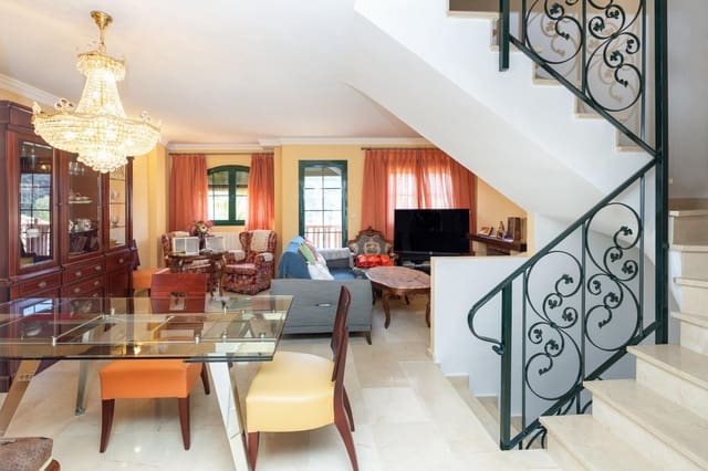 5 bedroom Terraced Villa for sale in Carretera de la Sierra, Granada city with pool garage - € 540,000 (Ref: 9747874)