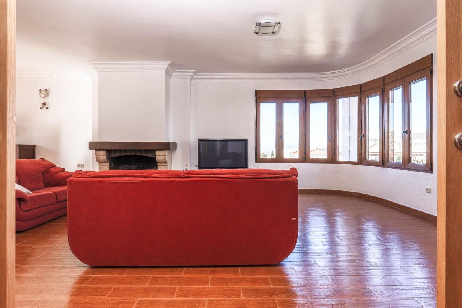 6 soveværelse Villa til salg i Peligros med garage - € 415.000 (Ref: 9751985)