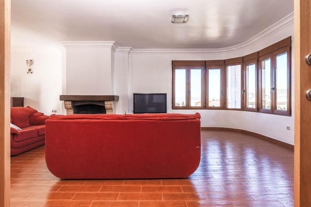 6 soveværelse Villa til salg i Peligros med garage - € 415.000 (Ref: 9751985)