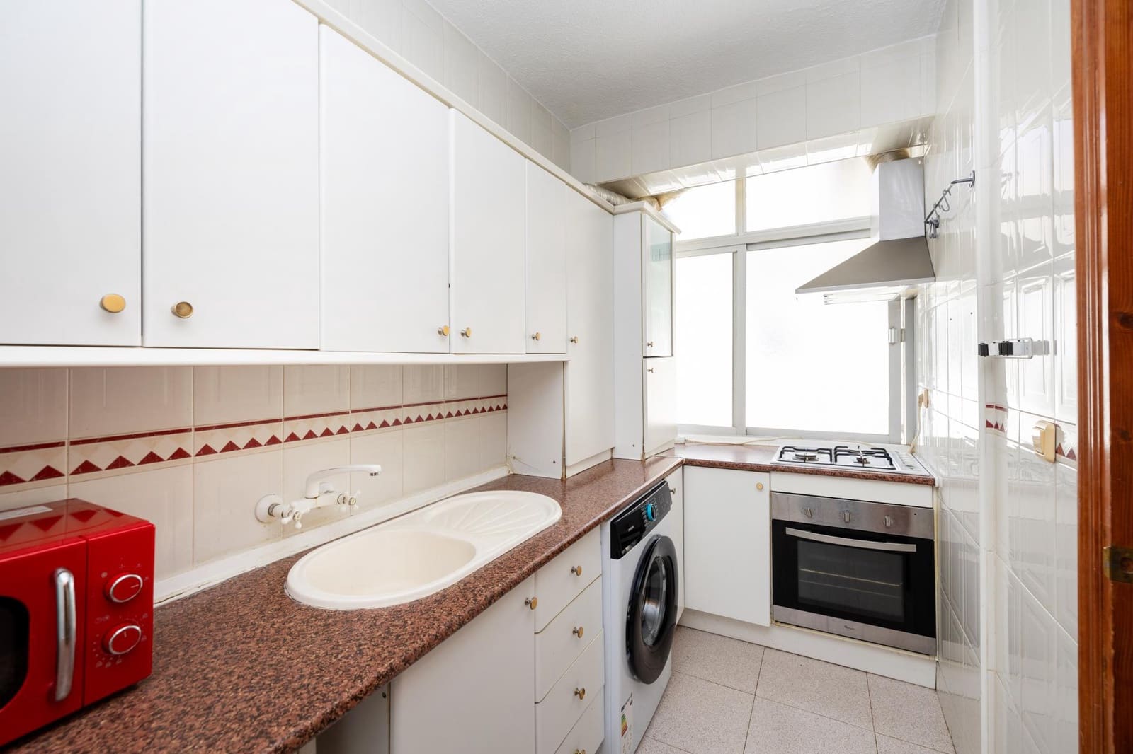 3 sovrum Lägenhet till salu i Granada stad - 219 000 € (Ref: 9755621)