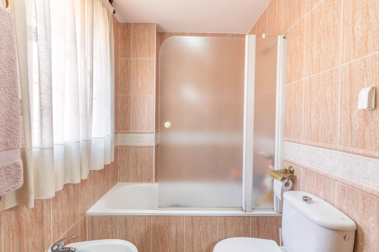 3 soverom Leilighet til salgs i Churriana de la Vega med garasje - € 219 000 (Ref: 9755622)